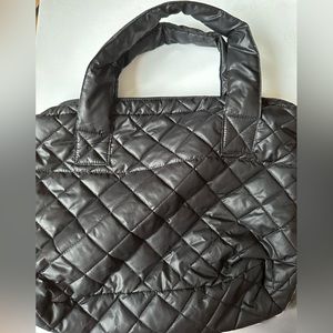 laundry quilted nylon bag